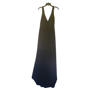 Women's sleeveless v-neck gown